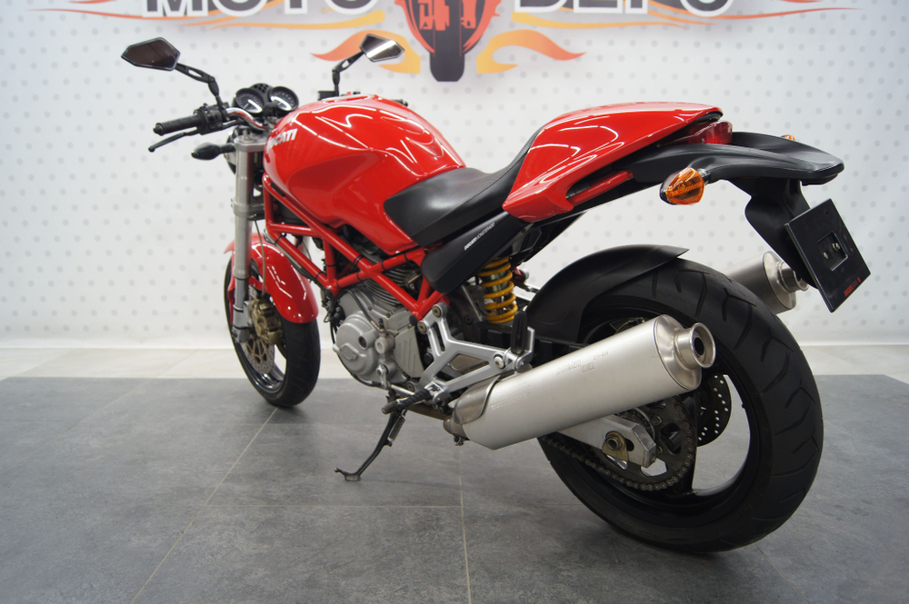 Ducati Monster 400 , 2005