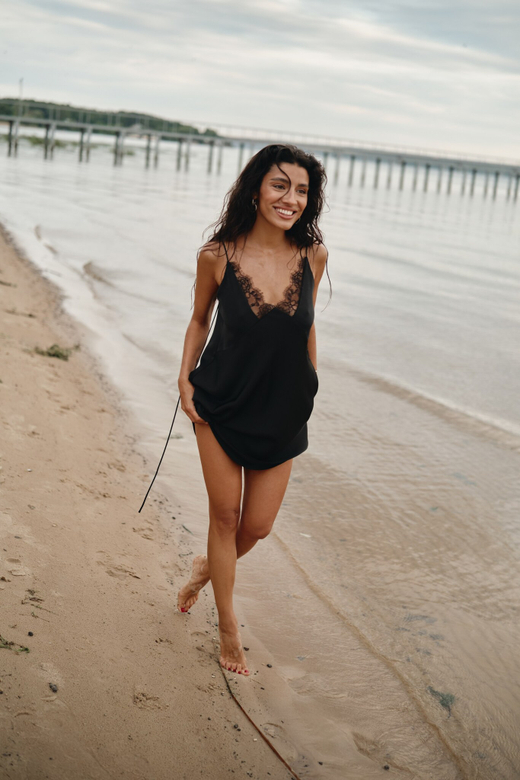 Платье мини с открытой спиной bk