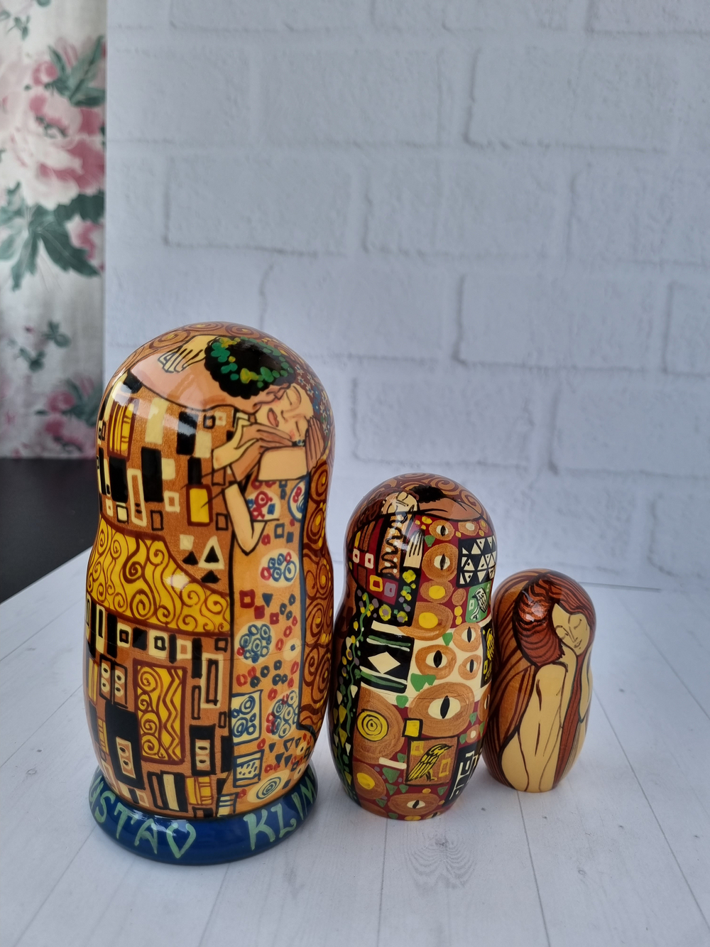 Матрёшка "Поцелуй" Климт 3места 15см