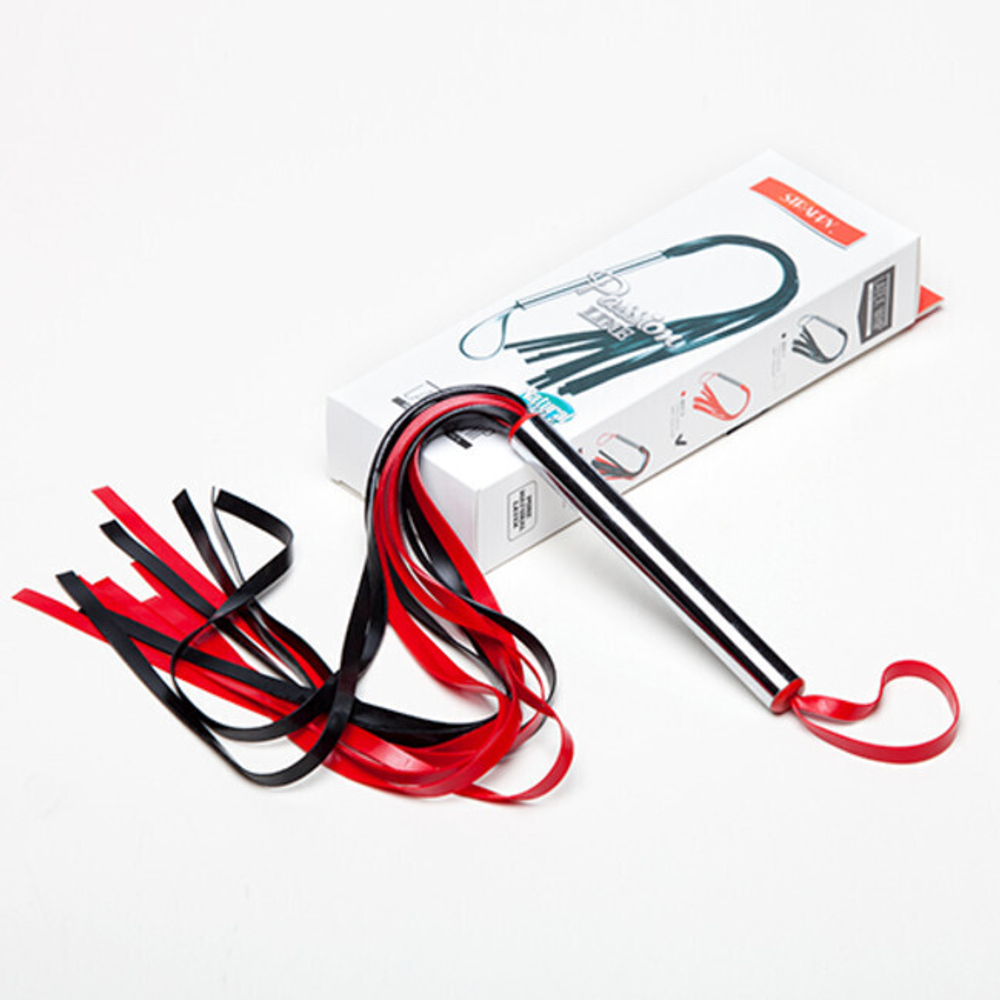 Мини-плеть с лентами (40 см, чёрно-красная) (Цвет: черный, красный, серебро)