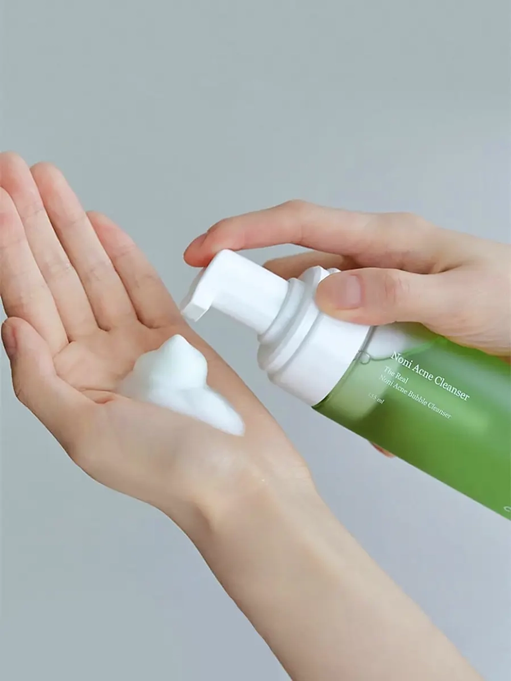 Celimax Пузырьковая пенка с экстрактом нони для проблемной кожи The Real Noni Acne Bubble Cleanser 155 мл