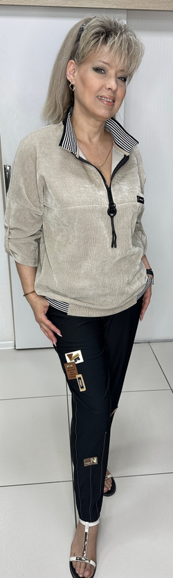 Толстовка-свитшот из микро-вельвета на резинке