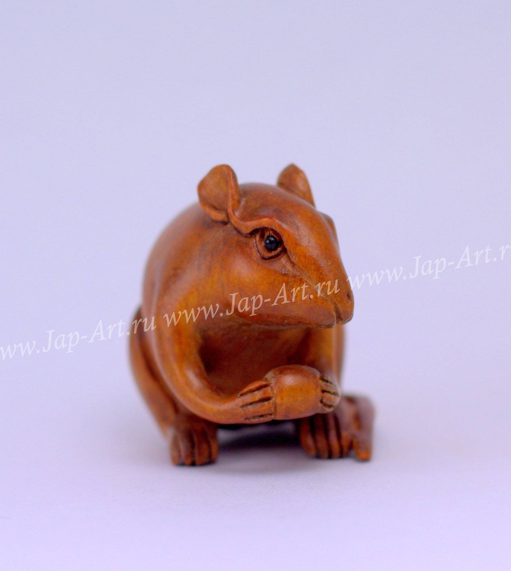 Нэцкэ Мышь и зернышко