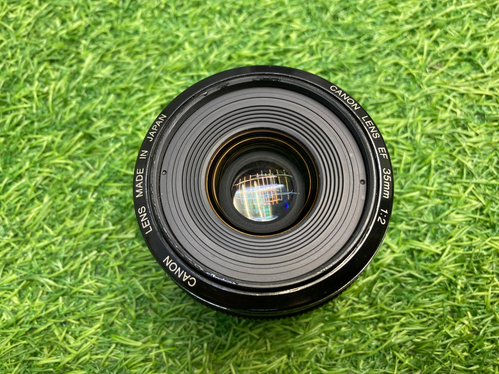 Canon 35mm F2 EF
