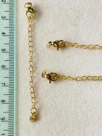 k502-з Карабин 10мм с удлинительной цепочкой "монета рифленая", нерж. сталь с позолотой