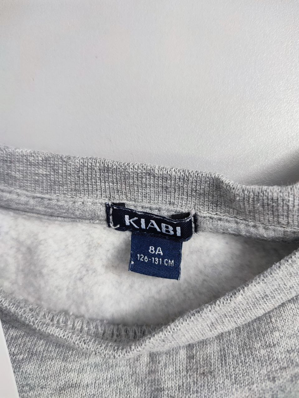 Свитшот Kiabi на флисе на 8 лет