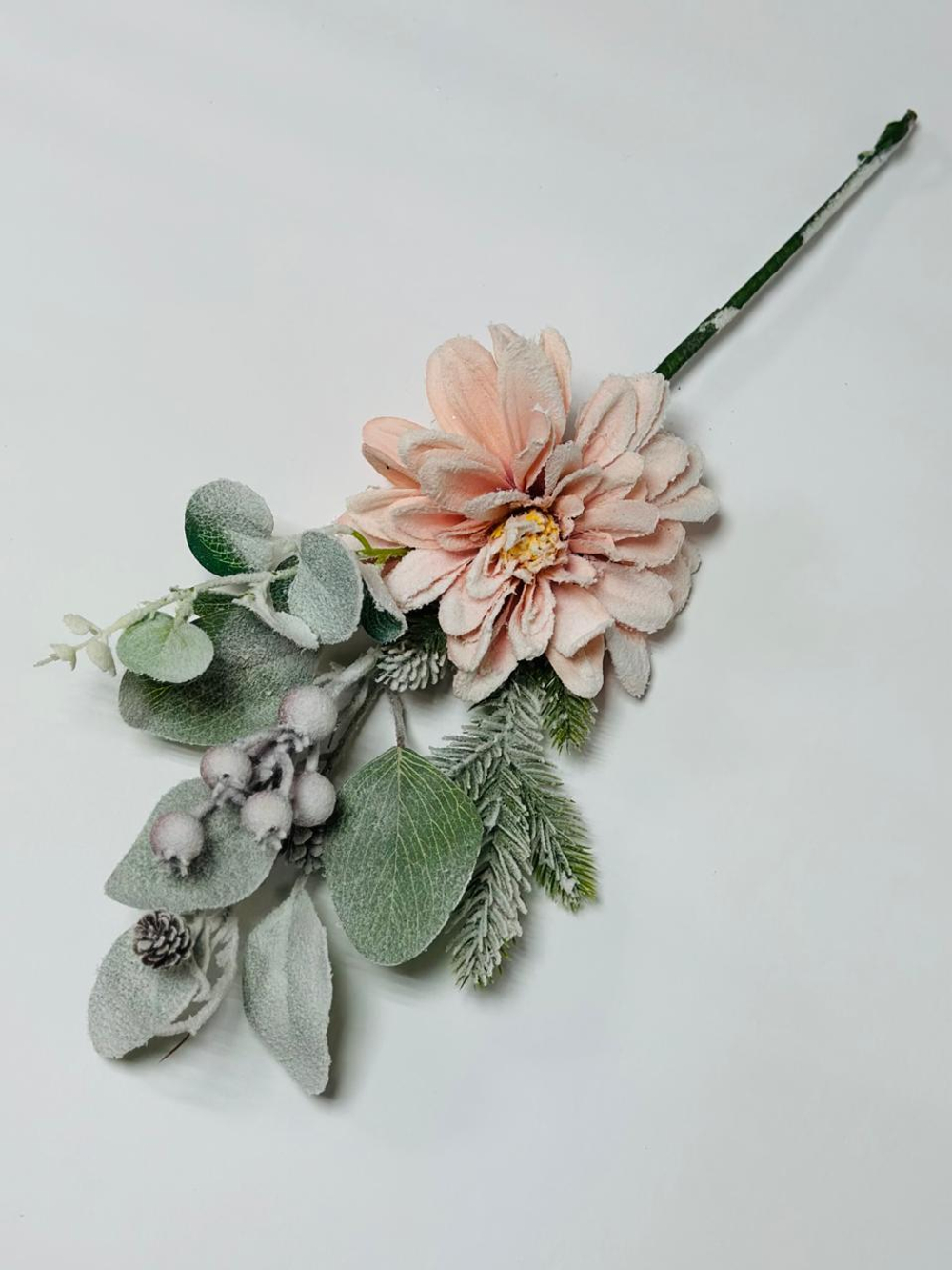 Новогодний георгин