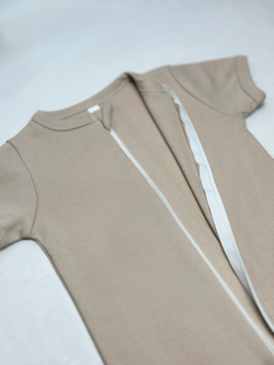 Полукомбинезон-песочник на молнии Светлый кофе RinaAmari