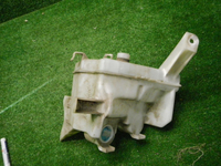 Бачок омывателя Toyota Auris 1 (06-12)