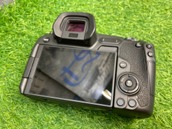 Canon EOS R 18.200 кадров