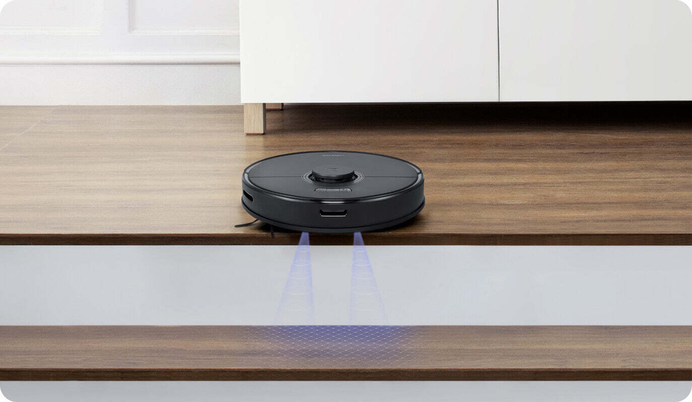 Робот-пылесос Roborock Q7 Max Plus Black (RU), со станцией самоочистки