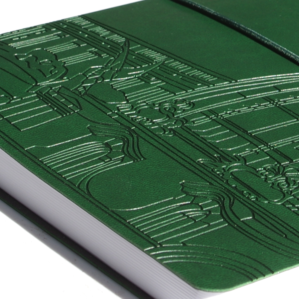 НОВИНКА! Блокнот "Питер. Дом Книги на Невском" в клетку А5 128 листов, гибкая обложка из экокожи (цвет темно-зелёный) с блинтовым тиснением рисунка по полю