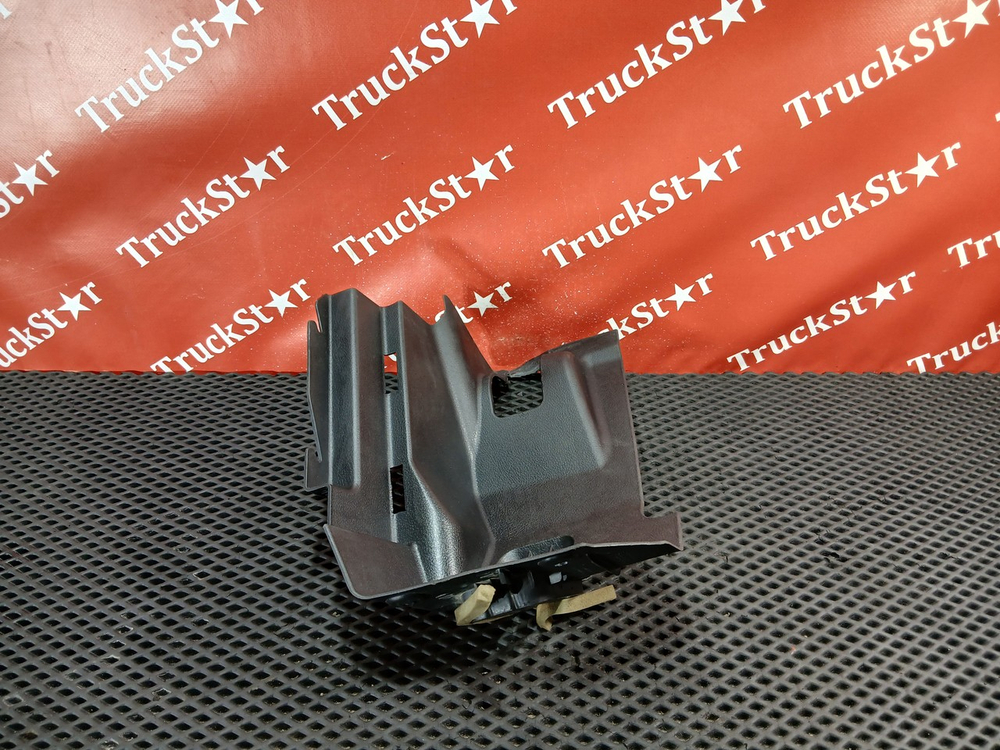 Накладка торпедо 2023г