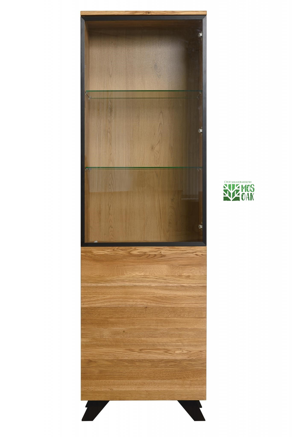 Шкаф витрина из массива дуба Монтерей