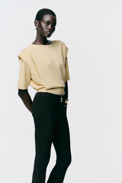 ZARA ТРИКОТАЖНЫЙ ТОП С ПОДПЛЕЧНИКАМИ, ЦВЕТ СЛИВОЧНОГО МАСЛА
