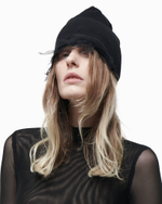 HAT WITH LACE