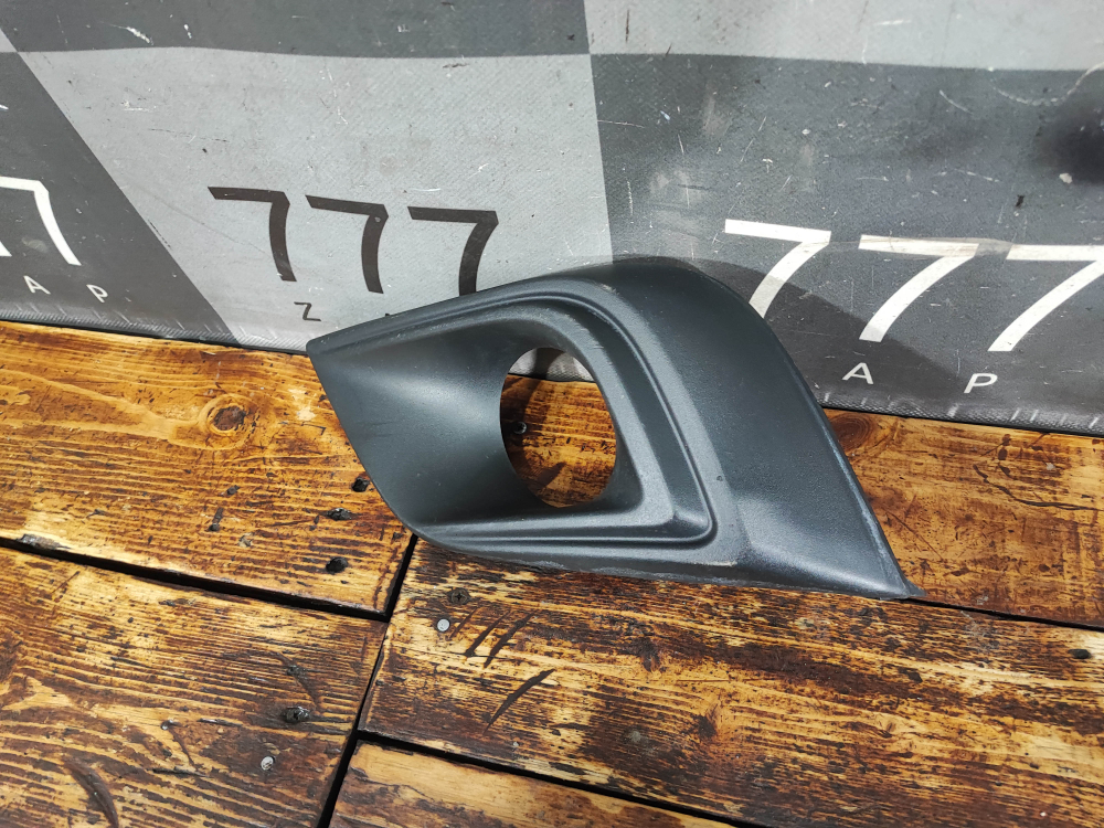 Накладка ПТФ передняя левая Nissan Murano 3 (Z52) 14-нв Б/У Оригинал 622575AA0A