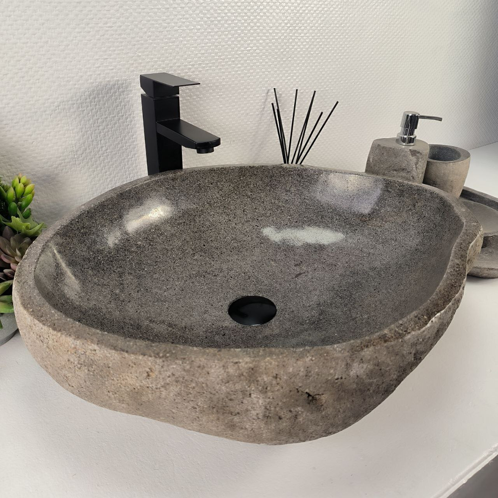 Раковина из речного камня RS-64856 59*47*16 0857