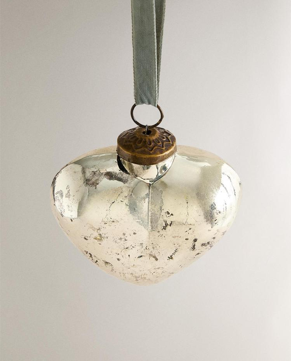 ZARA HOME ИСКУССТВЕННО СОСТАРЕННОЕ ЕЛОЧНОЕ УКРАШЕНИЕ «СЕРДЕЧКО», СЕРЕБРЯНЫЙ