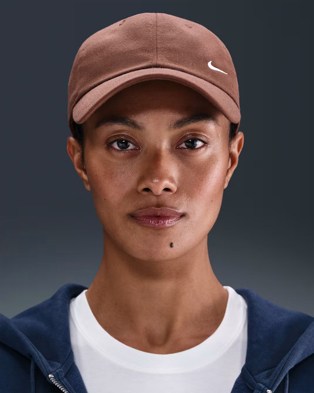 Nike Club Мягкая кепка - NIKE