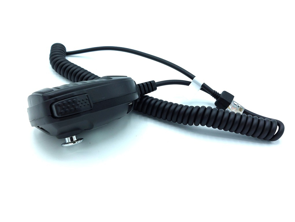 Track 100 U Автомобильная радиостанция