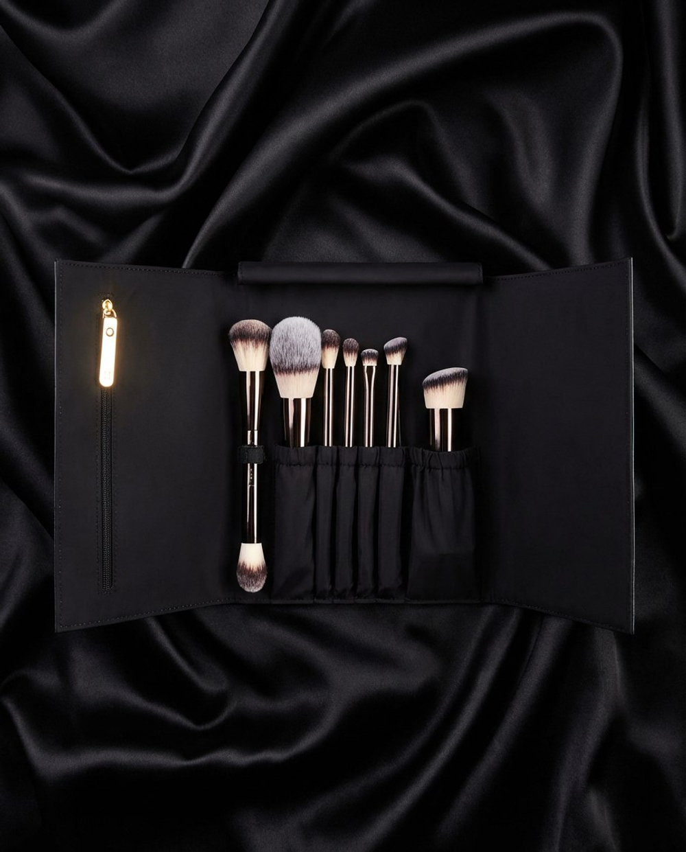 Набор кистей для макияжа лица и глаз Vegan Travel Brush Set