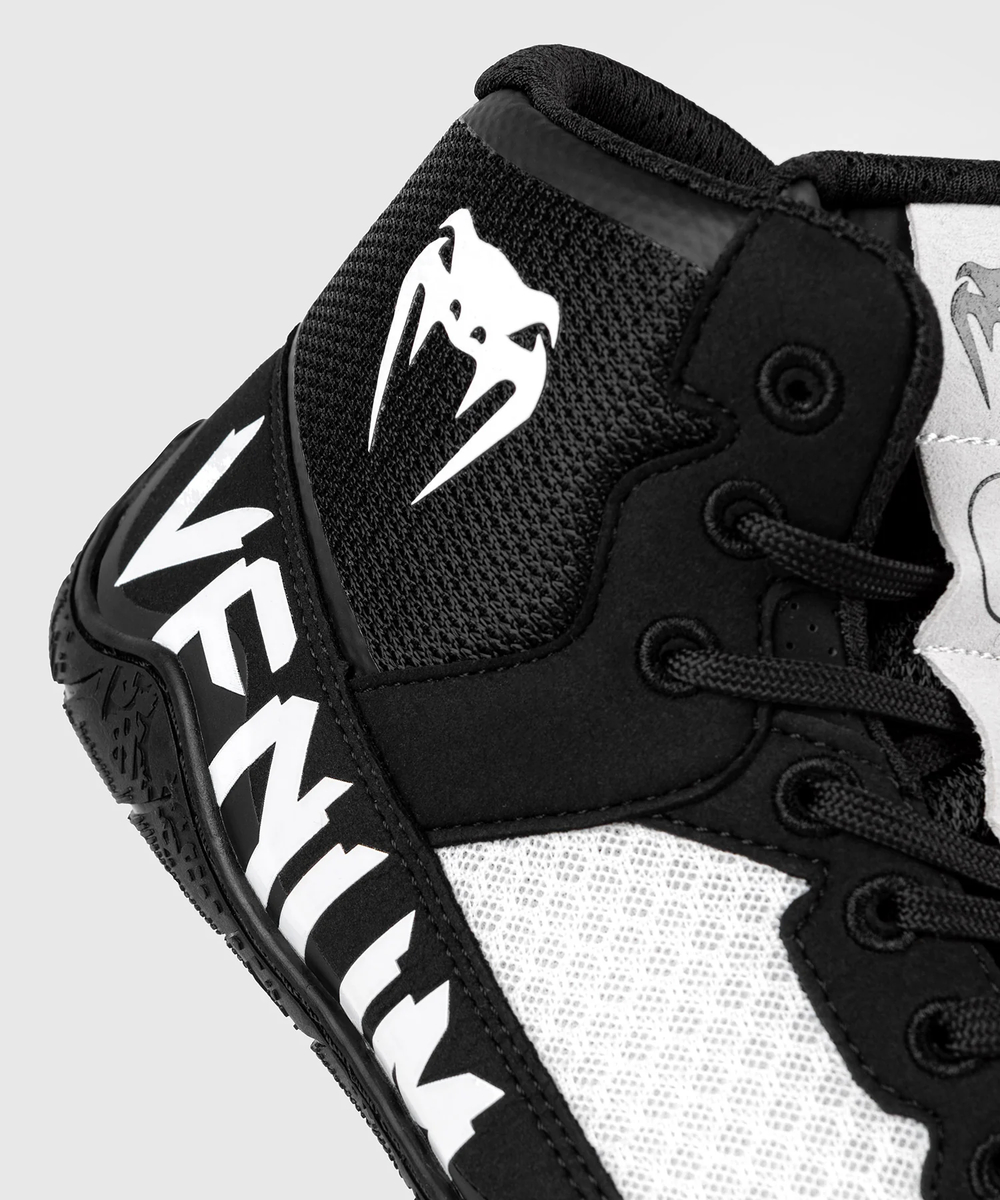 Борцовки Venum Elite Black/White