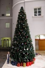 Большая елка «Сказочная» (Литая+пвх) от 3 до 8 м