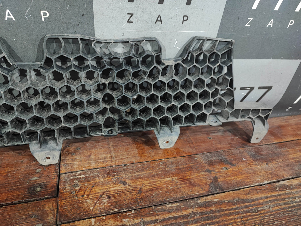 Усилитель переднего бампера нижний LADA Vesta 15-нв Б/У Оригинал 8450006689