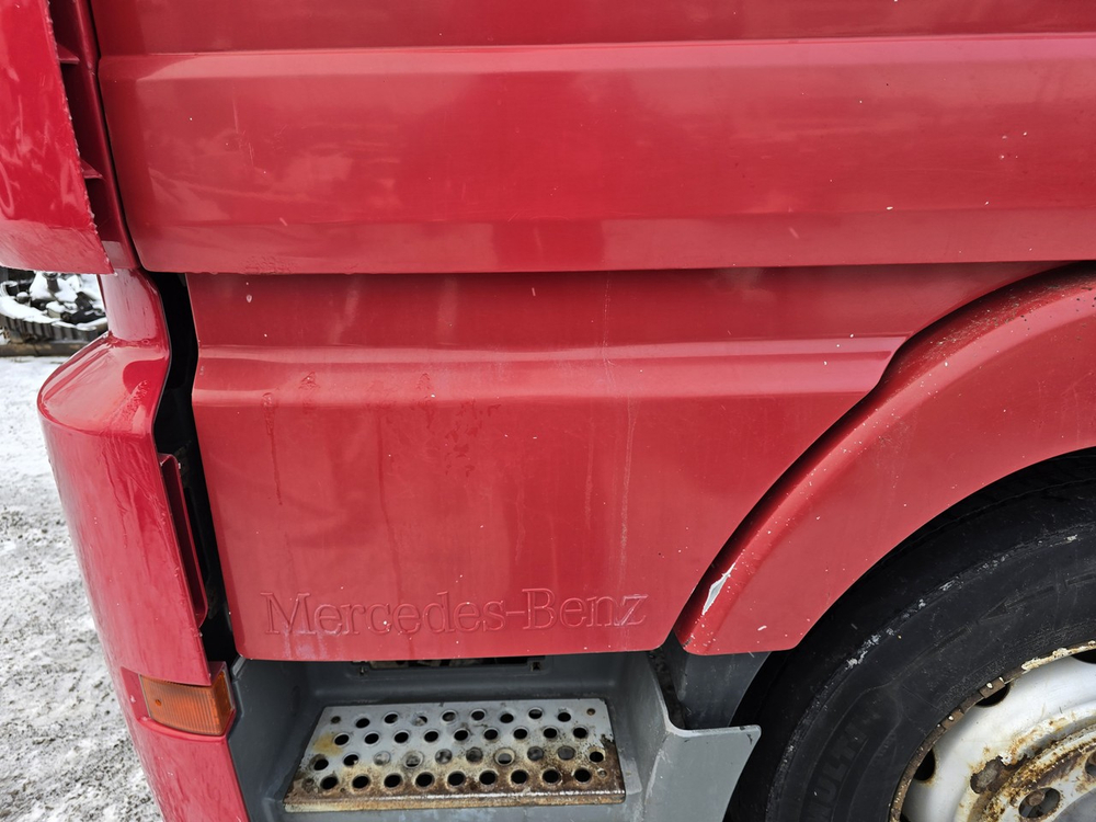 Продолжение двери левой