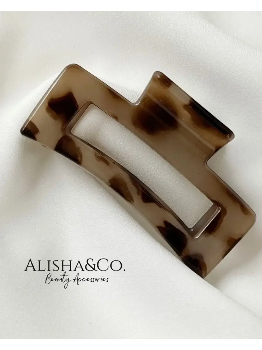 Аксессуар заколка для волос Крабик большой Milk Chocolate