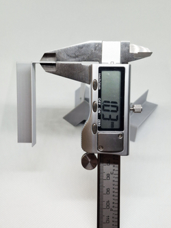 Внутренний угол для плинтуса с прямым профилем 66*13мм - 4 шт.