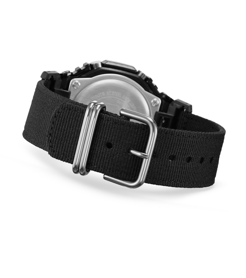 Мужские наручные часы Casio G-Shock GM-2100CB-1A
