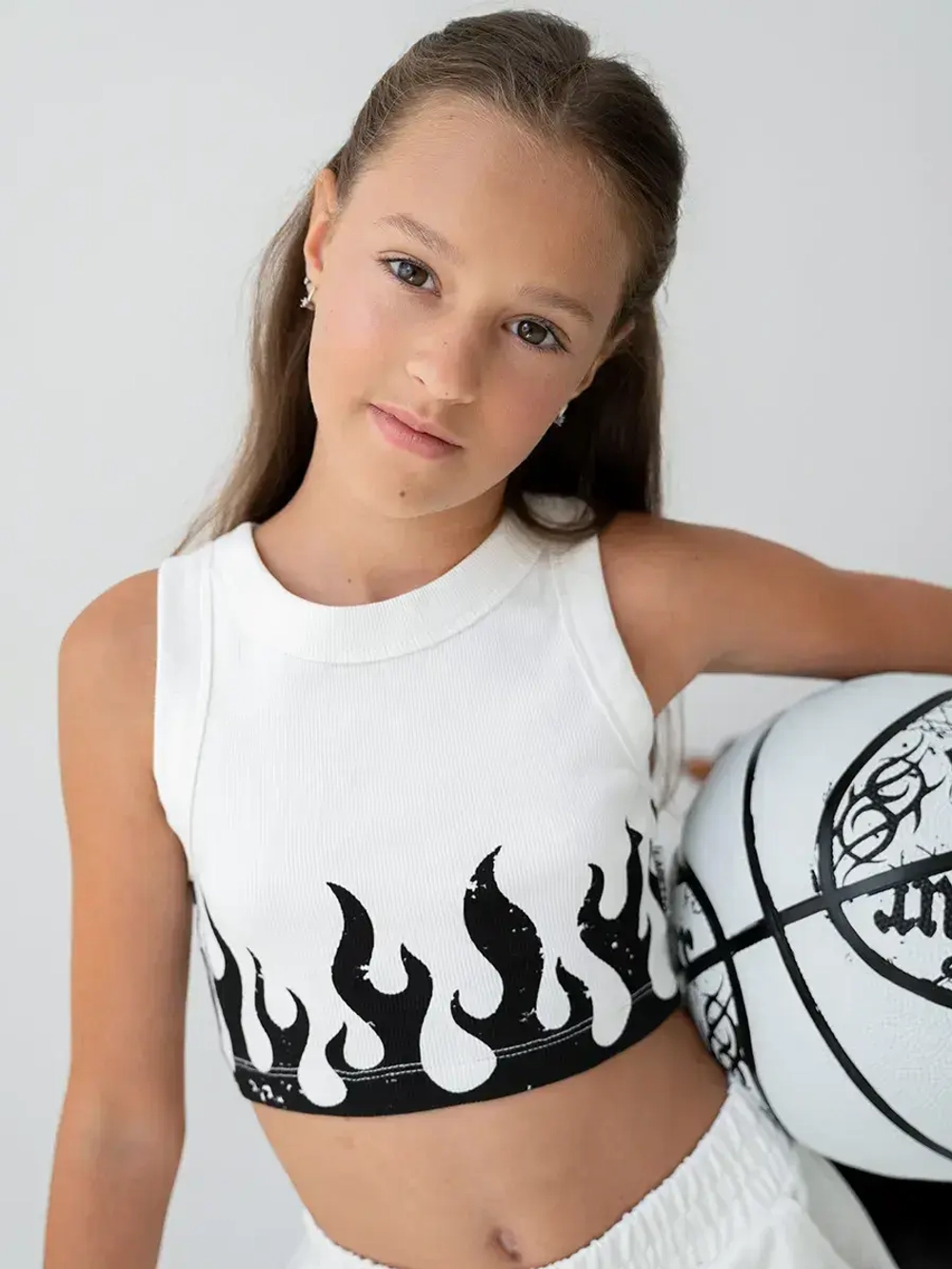 Спортивный костюм для девочки в сад топ и шорты