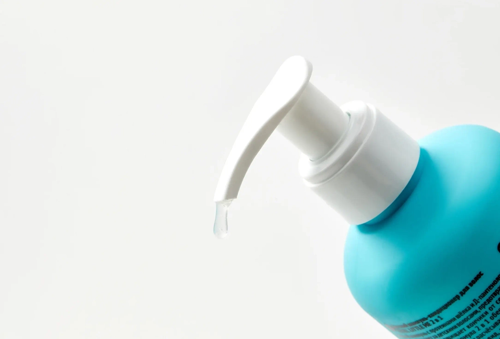 Детский шампунь-кондиционер для волос 2 в 1 Estel Little Me 300 мл