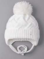 Шапка для девочки на завязках на осень