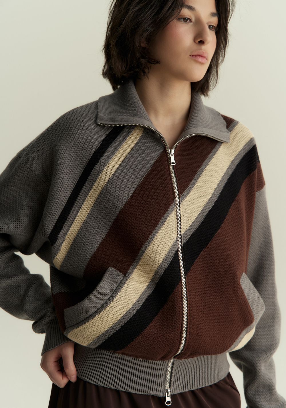 Бомбер с геометрическим узором 1’1’26