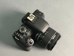 Canon 800D Kit 18-55mm IS STM