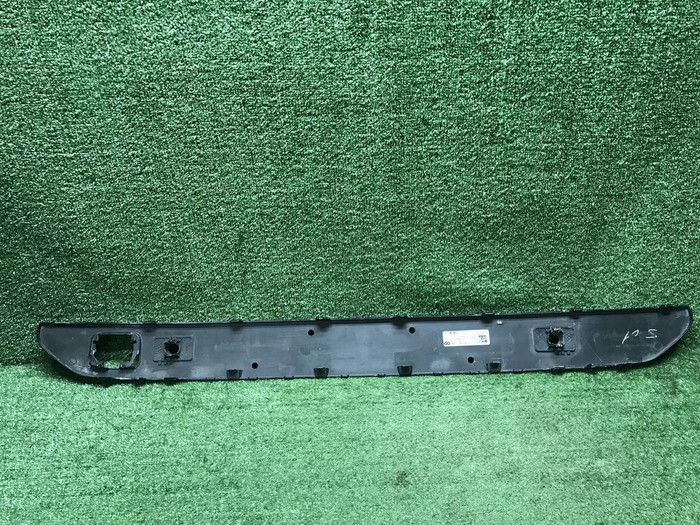 Накладка перед. бампера BMW X7 G07 (19-22) M-paket