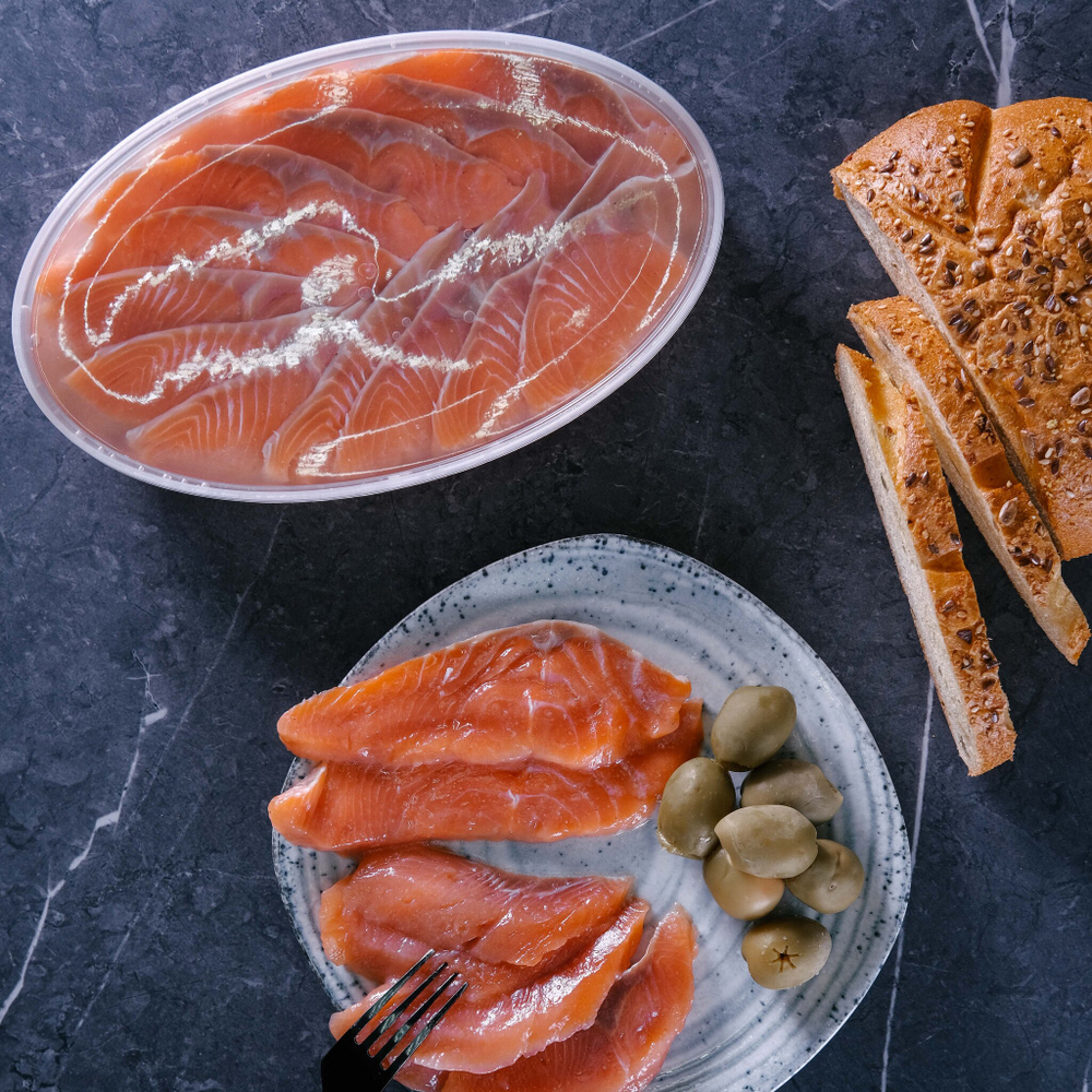 Ассорти Кижуч (филе-кусочки) + Форель (филе-кусочки) в масляной заливке 500гр.