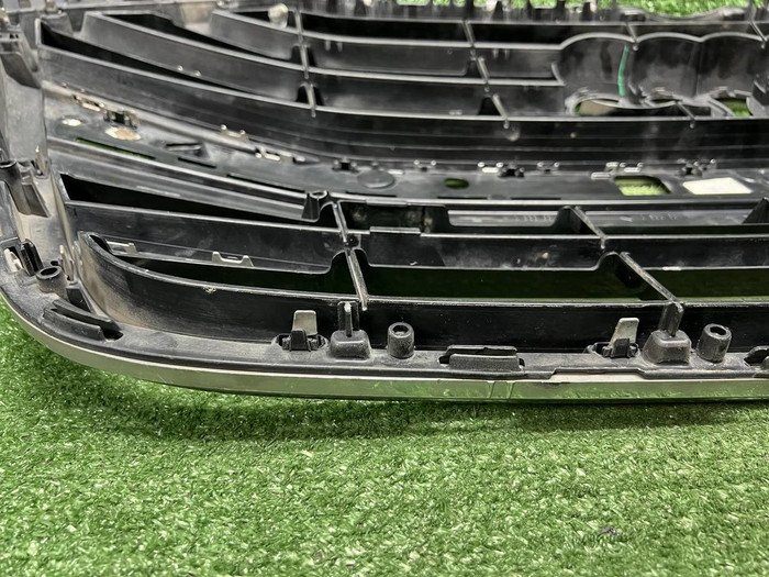Решетка радиатора Audi A8 4 D5 (2017-2022)