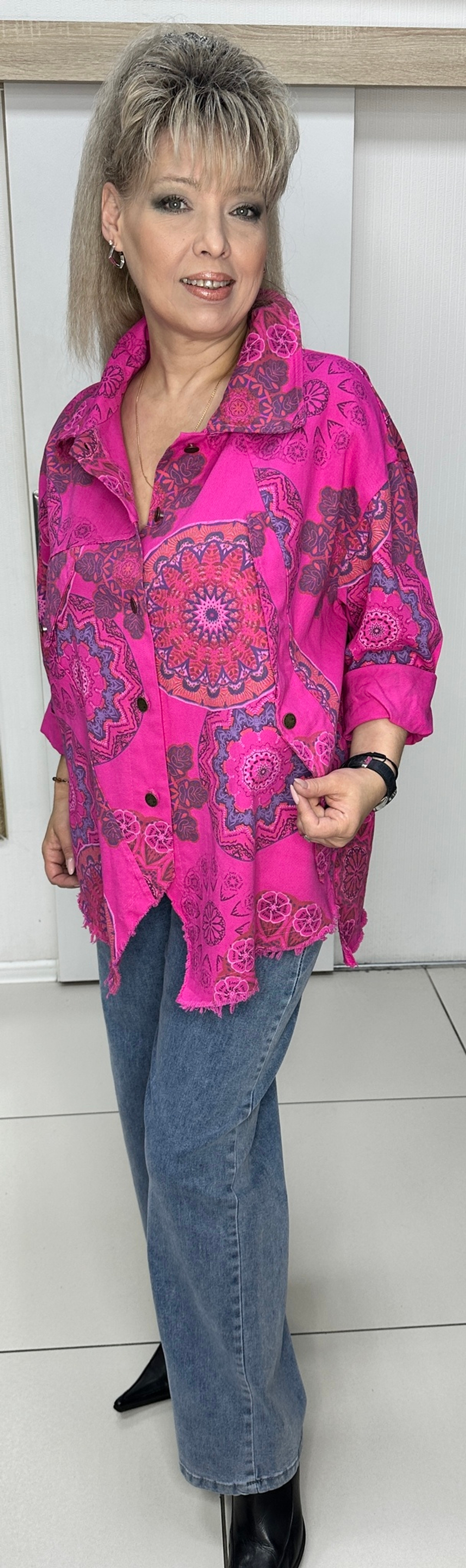 Яркий, цветной, джинсовый жакет-рубашка