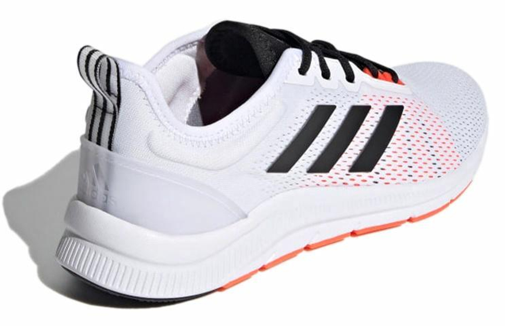 Кроссовки Adidas Asweetrain
