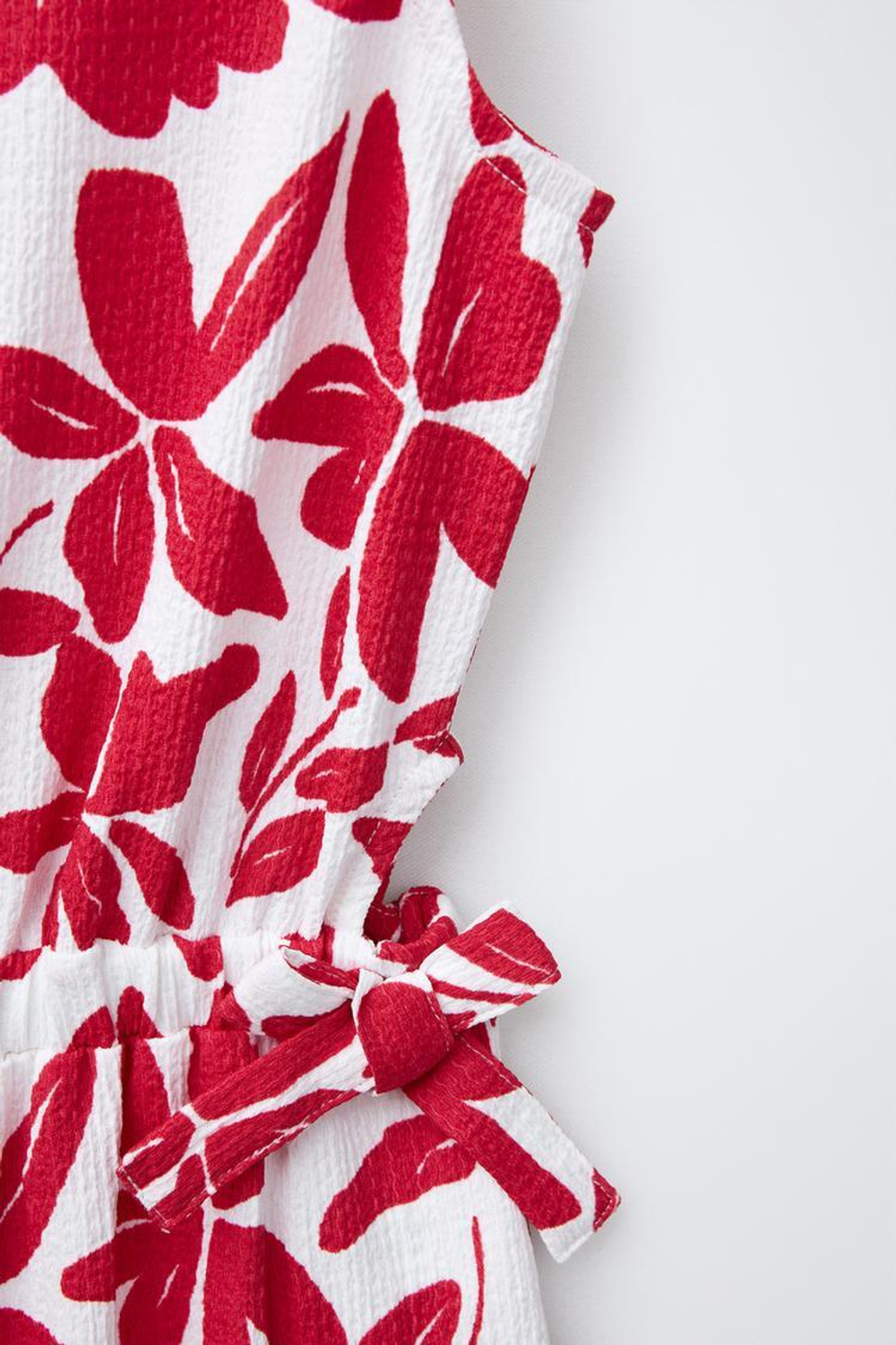 ZARA КОМБИНЕЗОН С РЕЛЬЕФНЫМ ВЫРЕЗОМ И БАНТАМИ, КРАСНЫЙ