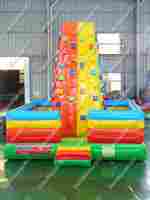 Скалодром "Утес" разноцветный 6*6*6 м