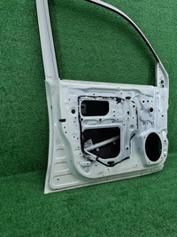 Дверь передняя левая Toyota Land Cruiser 200 15-21