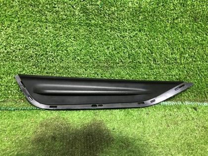 Накладка переднего бампера правая Volvo S60 2 (2013-2018)