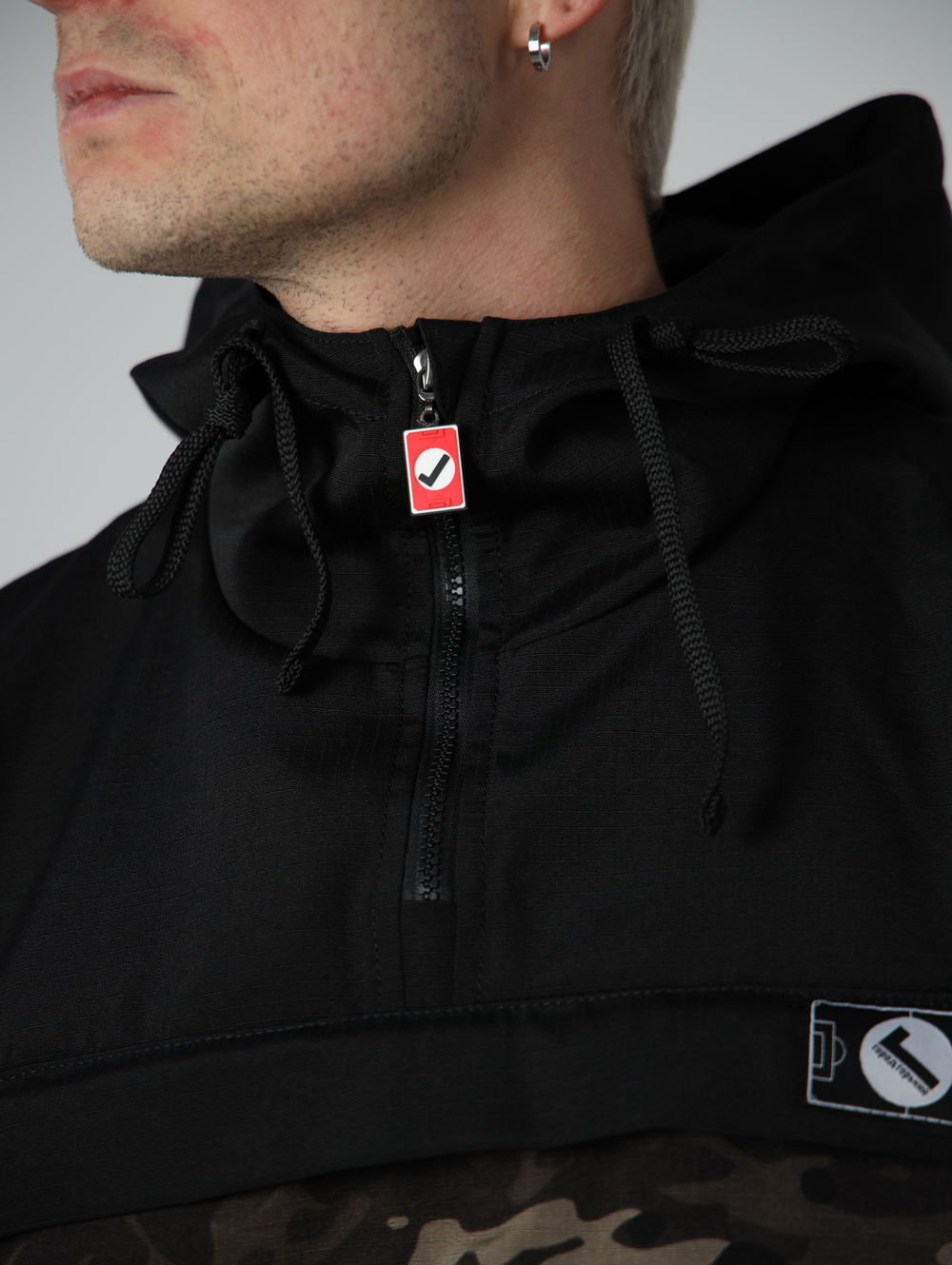 Анорак мужской без утеплителя Город Горький легкий черный камуфляж ягель