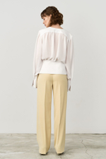 Блуза запах