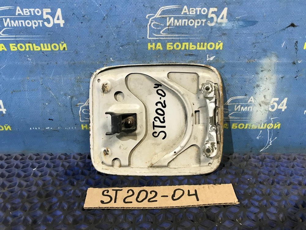 Лючок бензобака TOYOTA CARINA ED 1994
